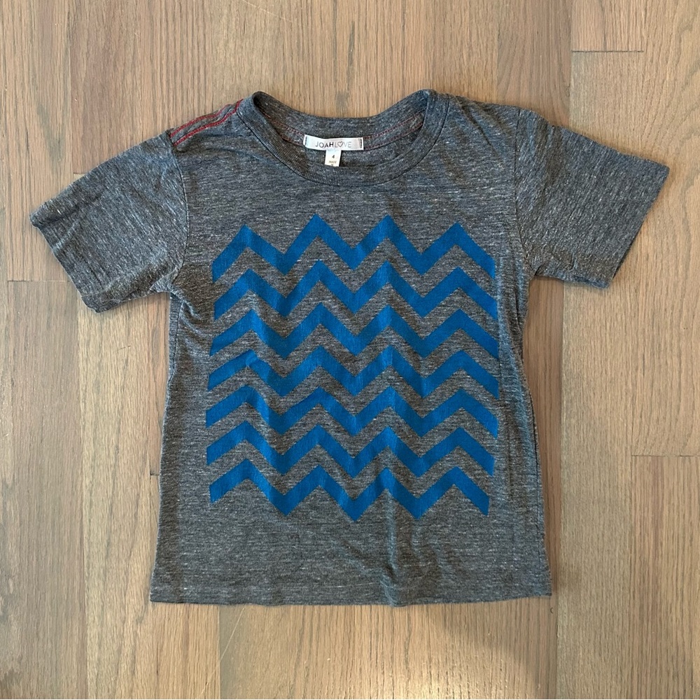 Joah Love Tee